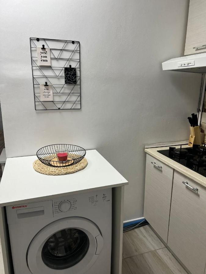 דירות קלוז'-נאפוקה Compact House מראה חיצוני תמונה