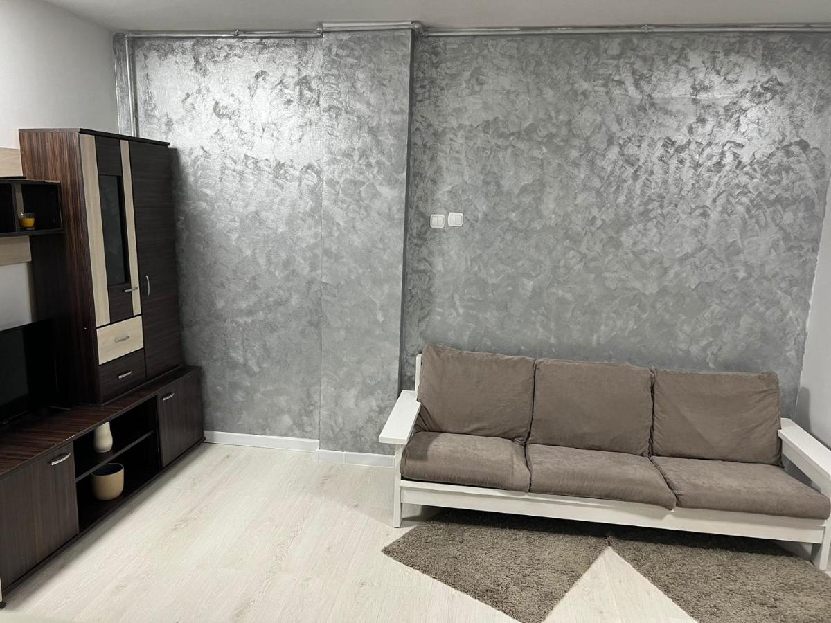 דירות קלוז'-נאפוקה Compact House מראה חיצוני תמונה