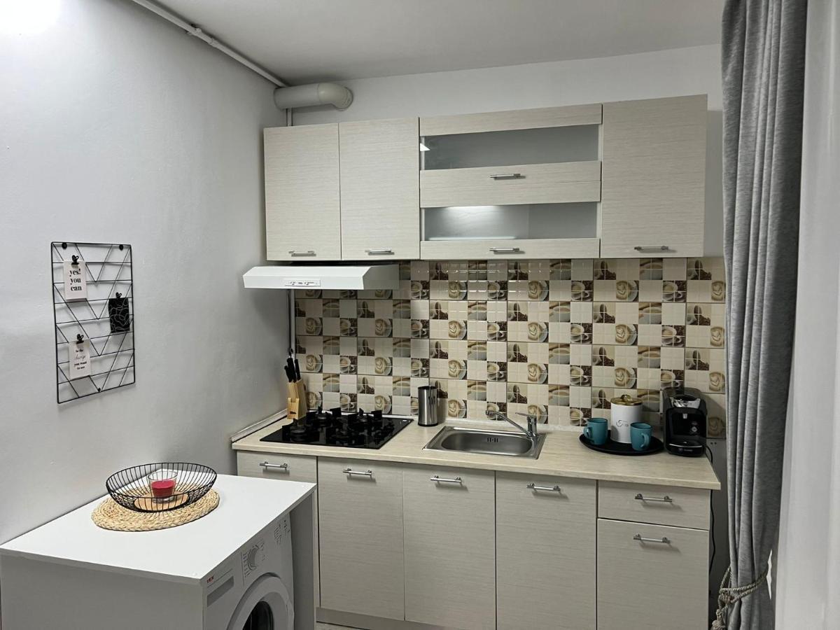 דירות קלוז'-נאפוקה Compact House מראה חיצוני תמונה