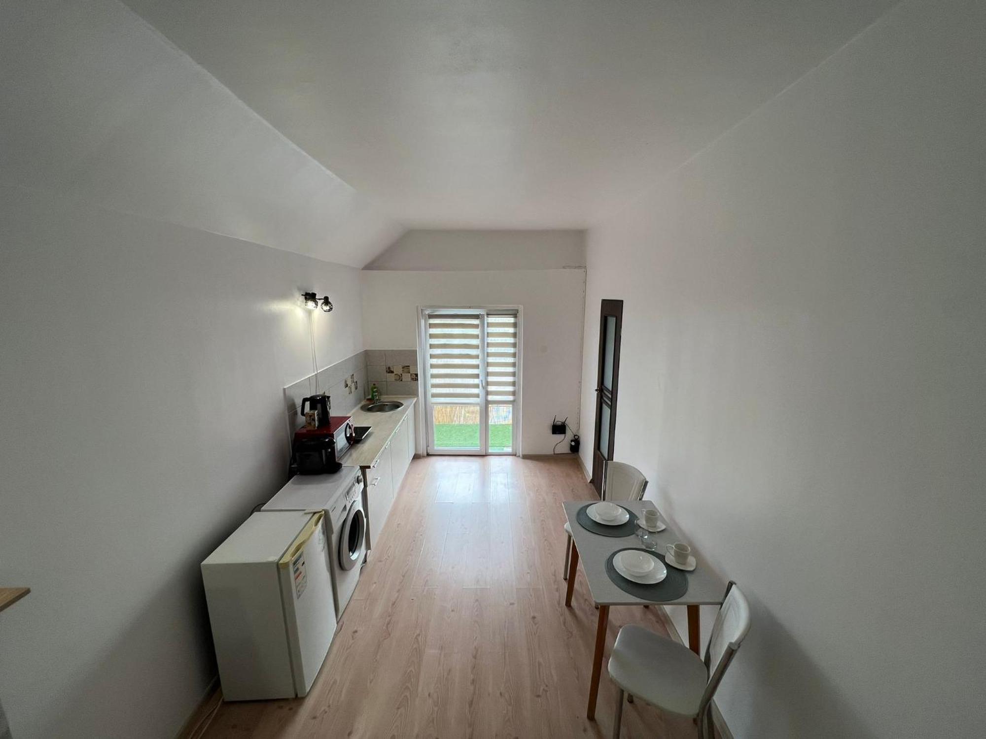 דירות קלוז'-נאפוקה Compact House מראה חיצוני תמונה