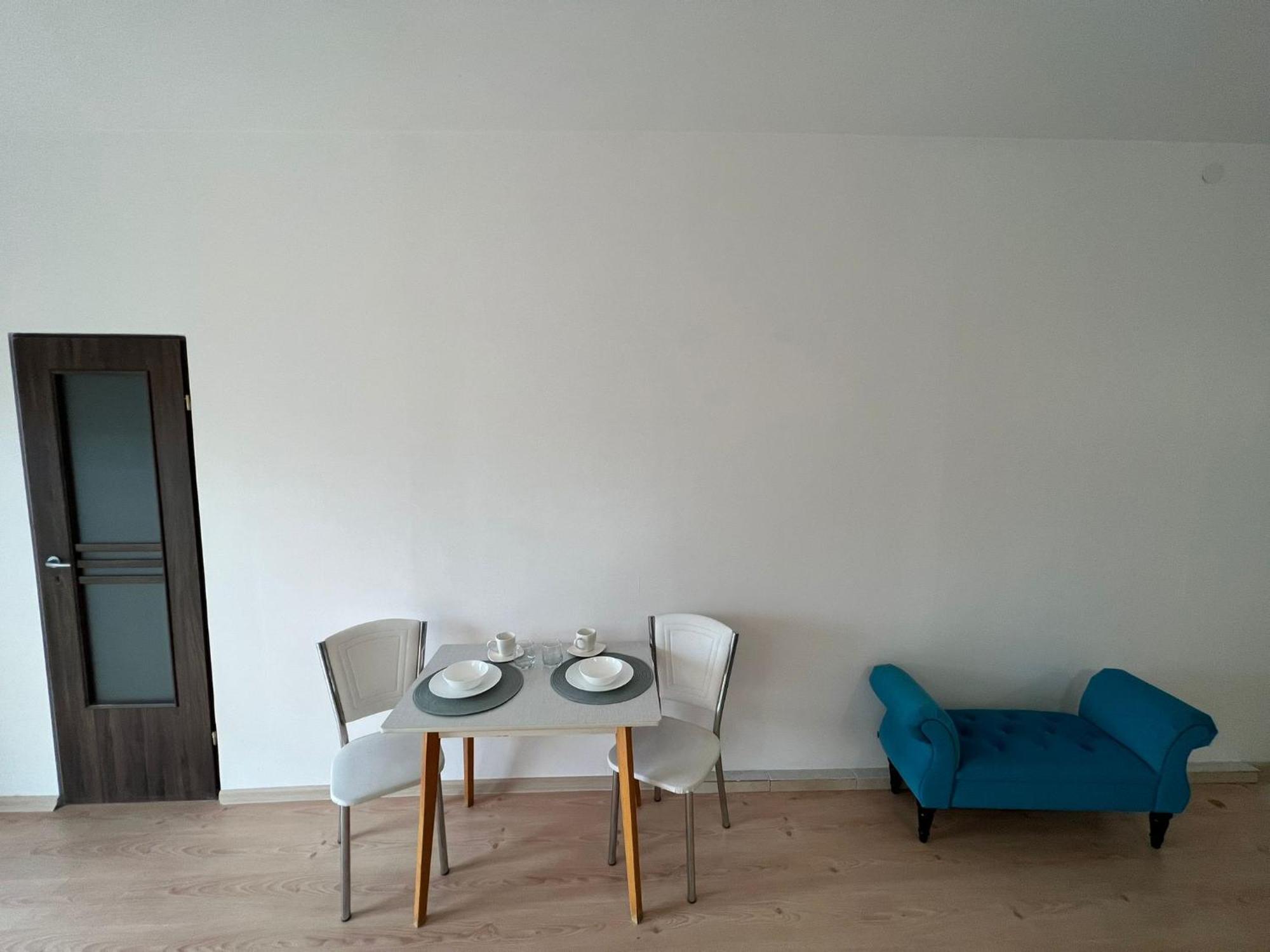 דירות קלוז'-נאפוקה Compact House מראה חיצוני תמונה